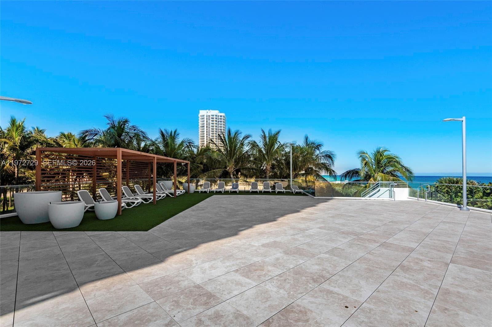 7135 Collins Ave 834 photo 6