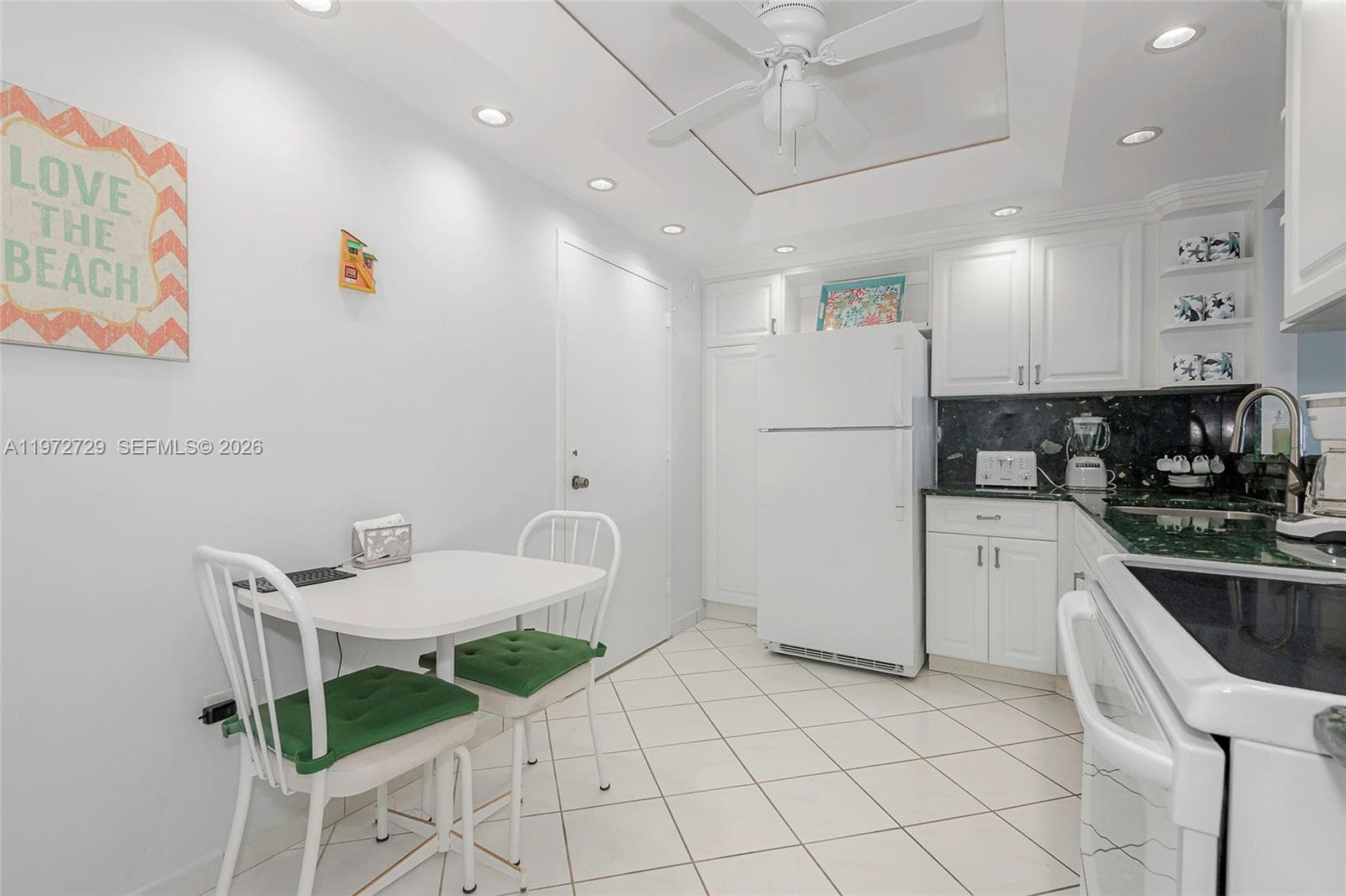 7135 Collins Ave 834 photo 17