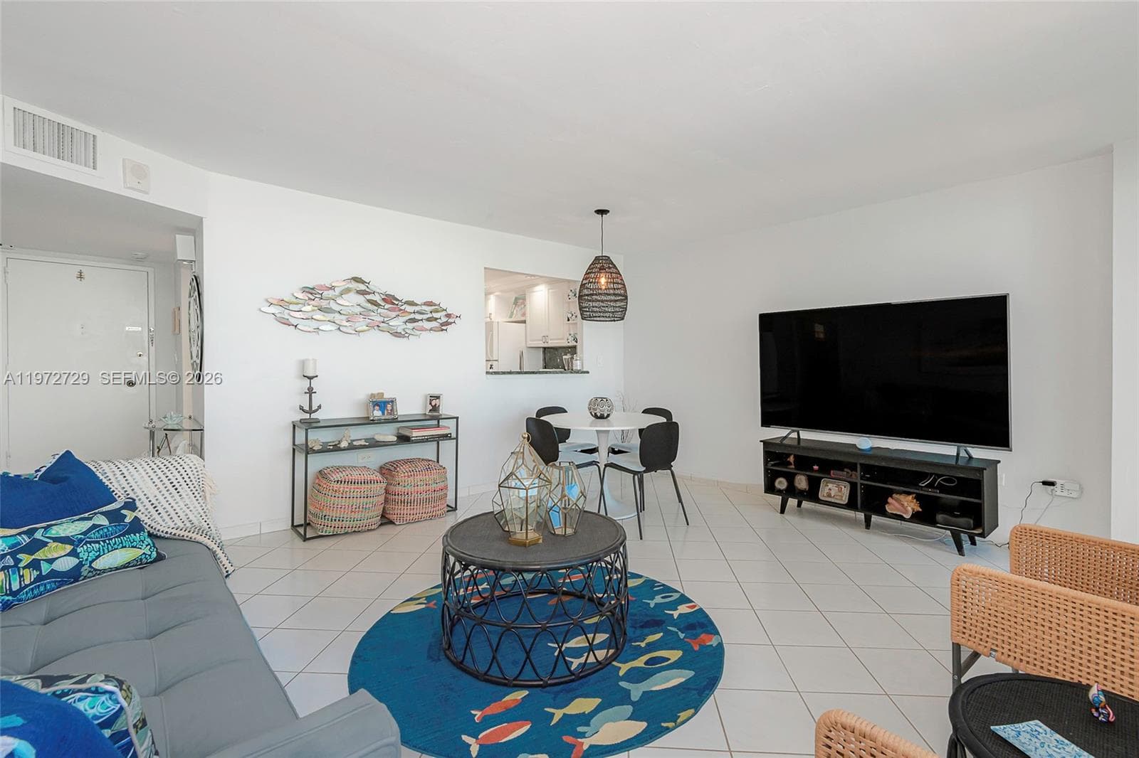 7135 Collins Ave 834 photo 14