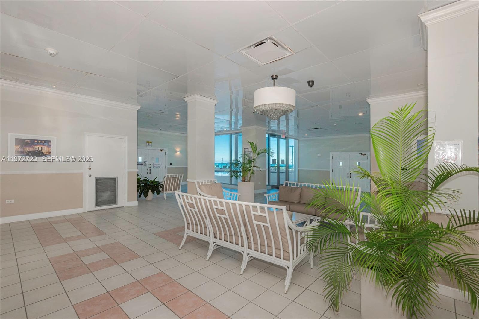 7135 Collins Ave 834 photo 8