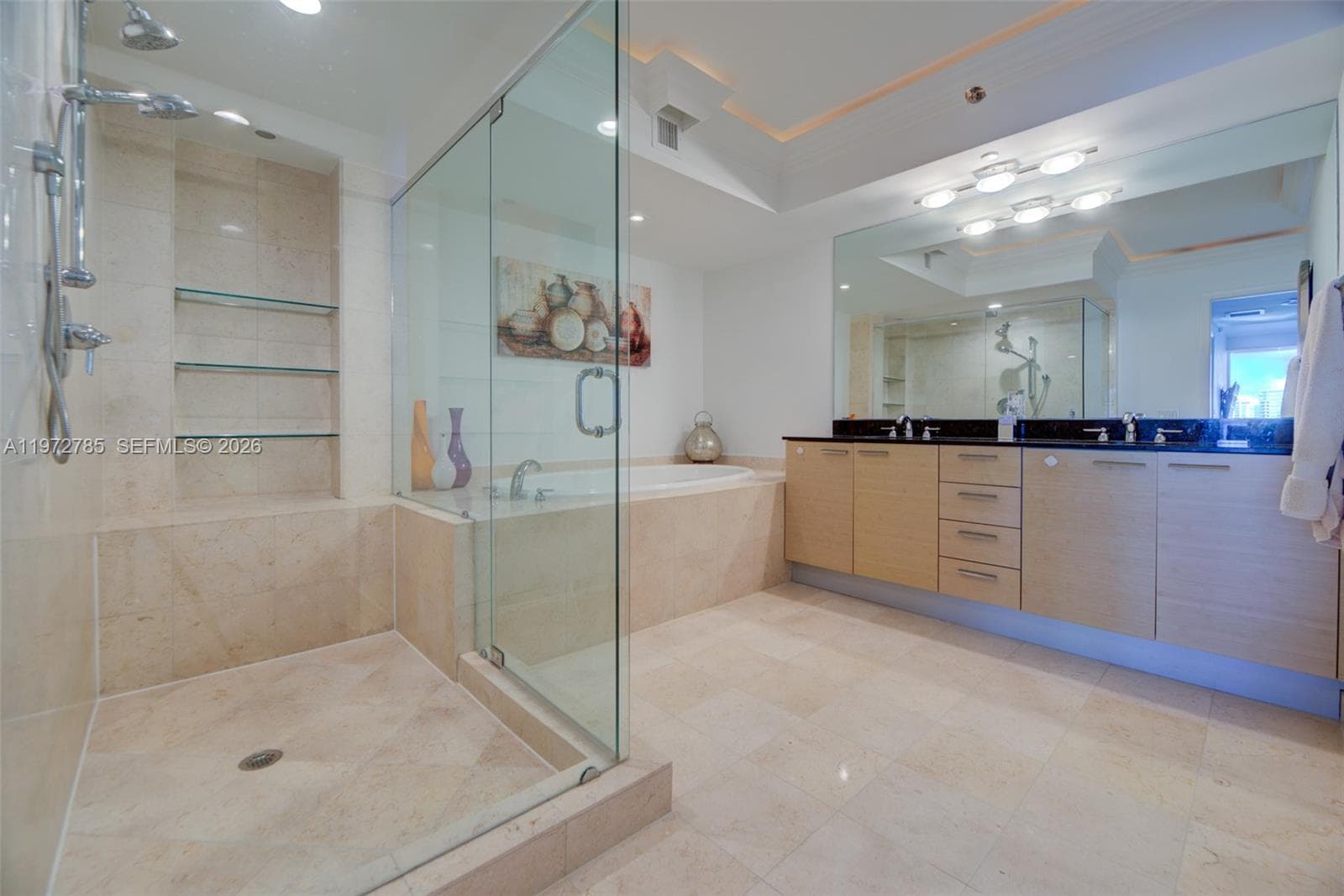 1830 Ocean Dr 3011 photo 22