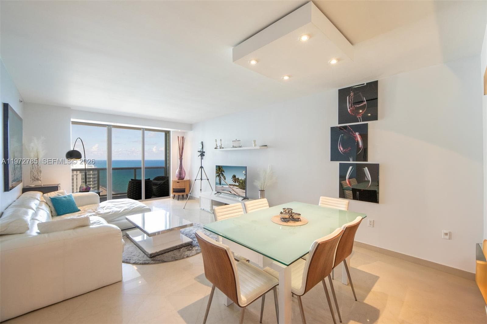1830 Ocean Dr 3011 photo 7