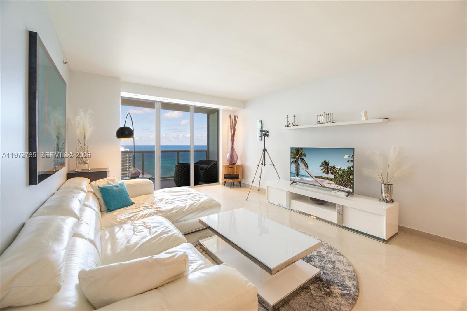 1830 Ocean Dr 5