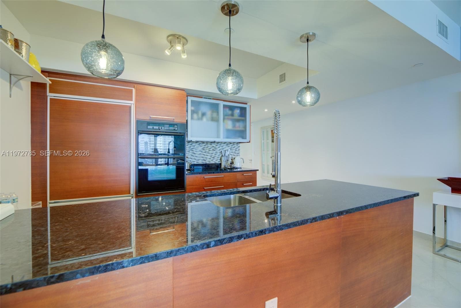 1830 Ocean Dr 3011 photo 10