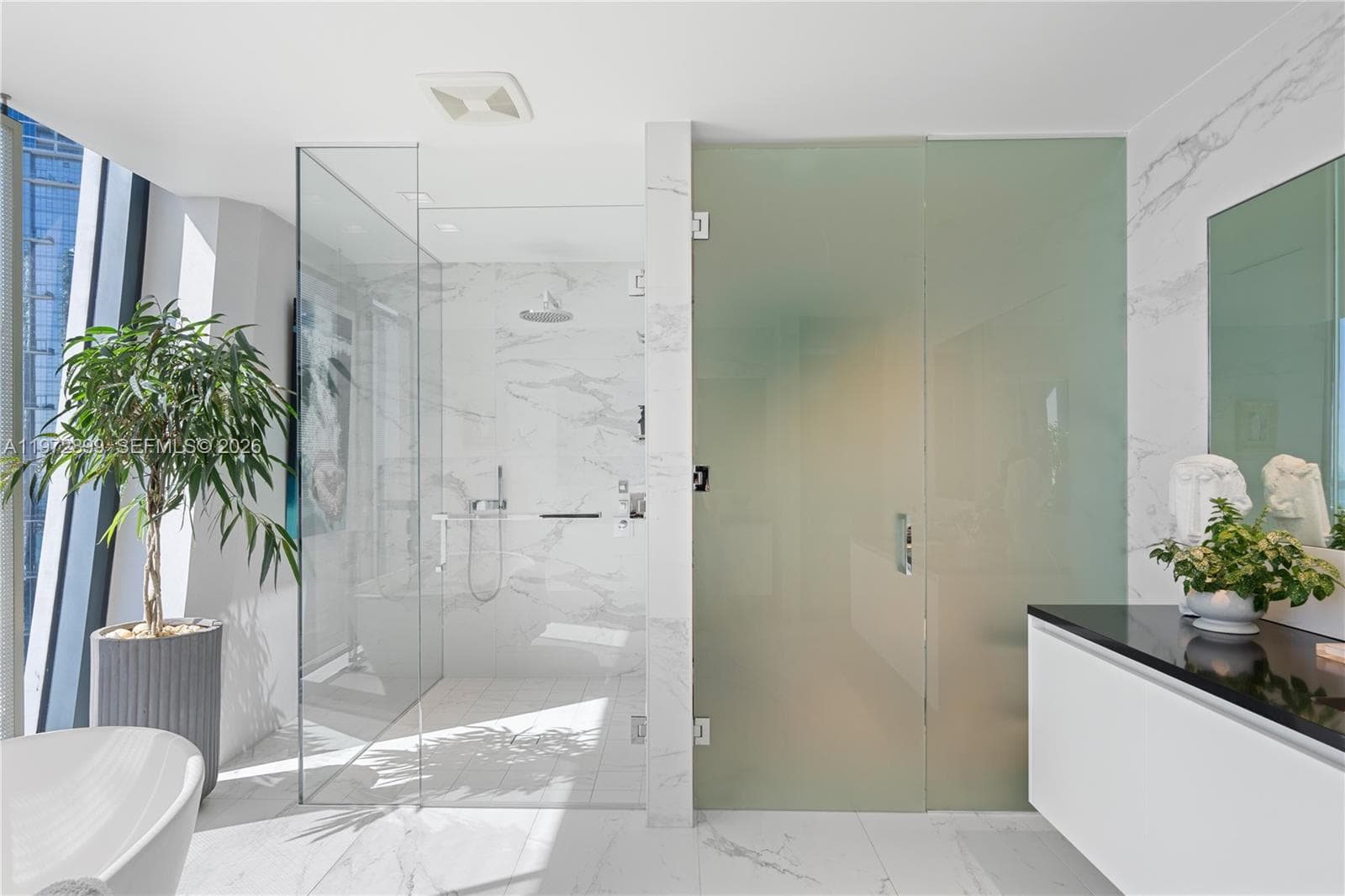 1000 Biscayne Blvd 3201 photo 13