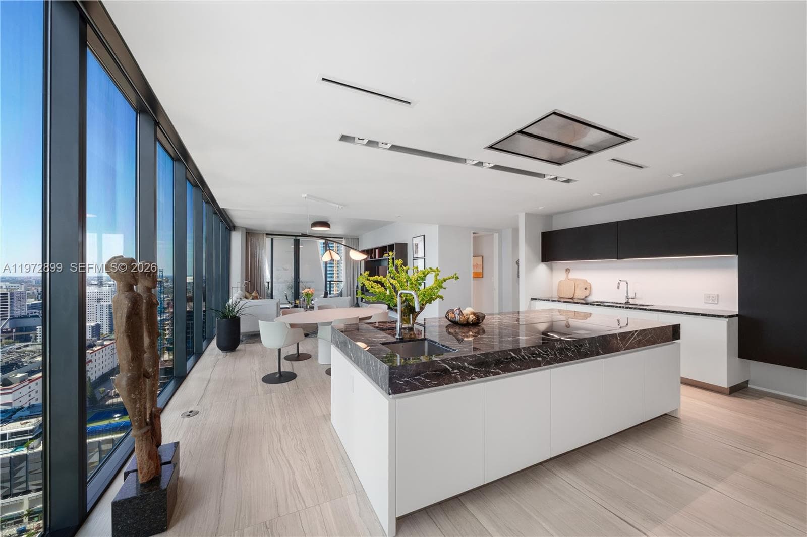 1000 Biscayne Blvd 3201 photo 22