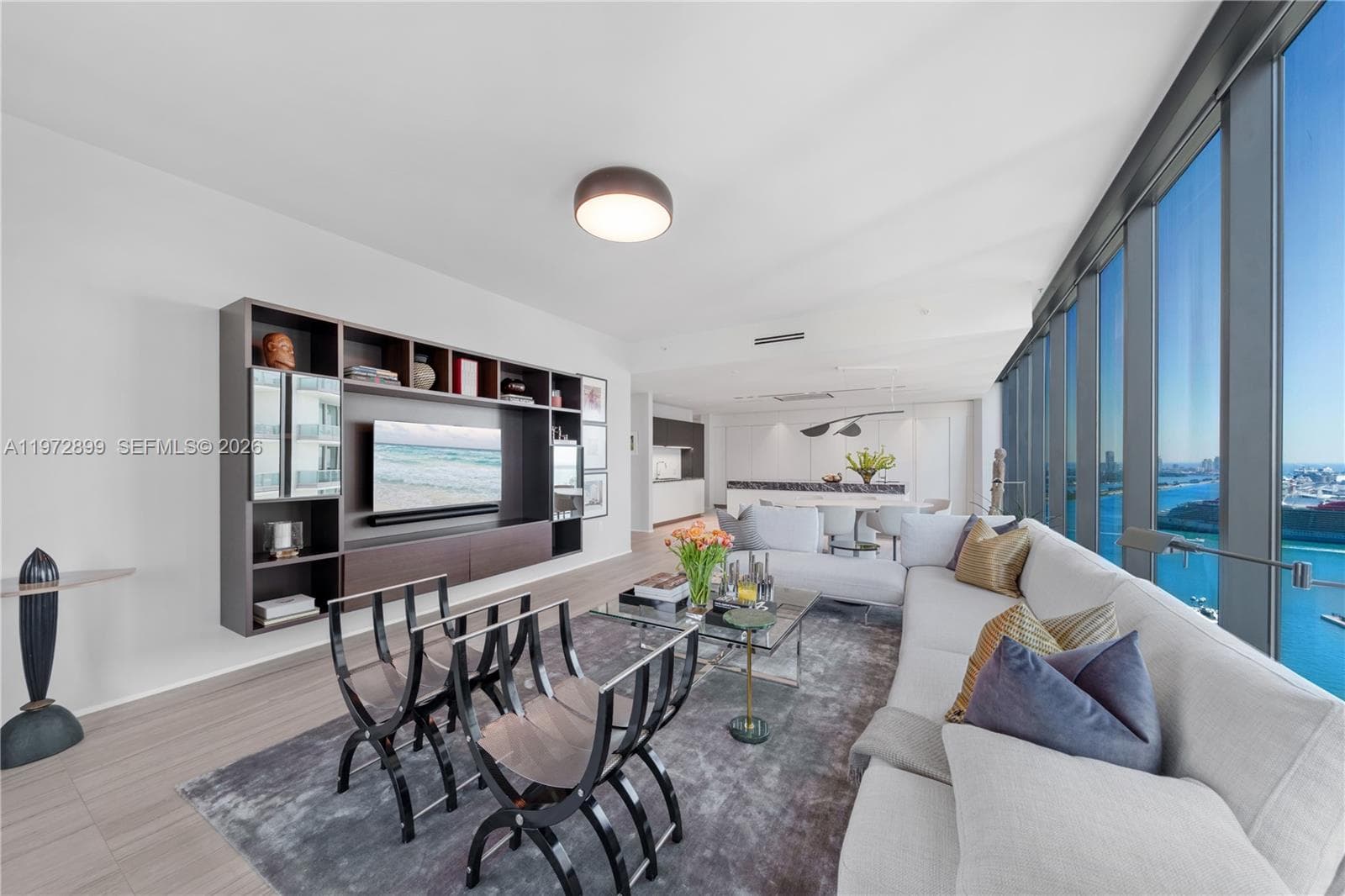 1000 Biscayne Blvd 3201 photo 24