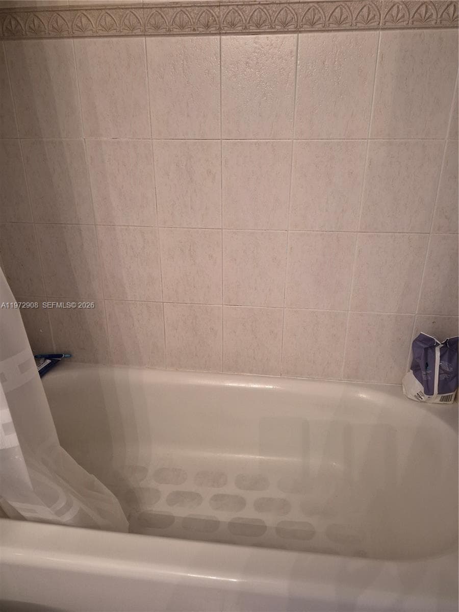 2655 Collins Ave 1404 photo 20