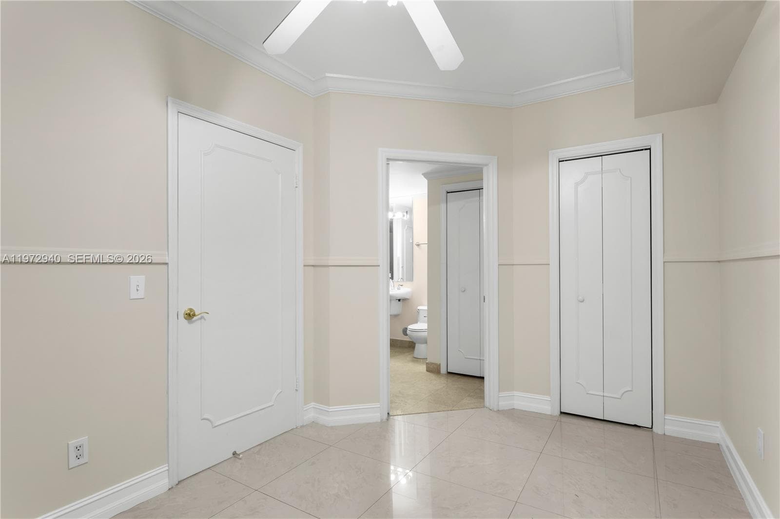 4775 Collins Ave 1006 photo 10