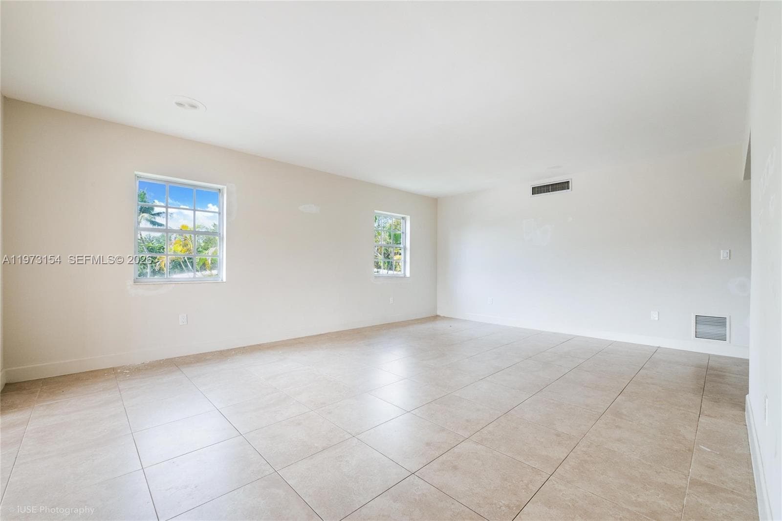 1265 Alhambra Cir 5