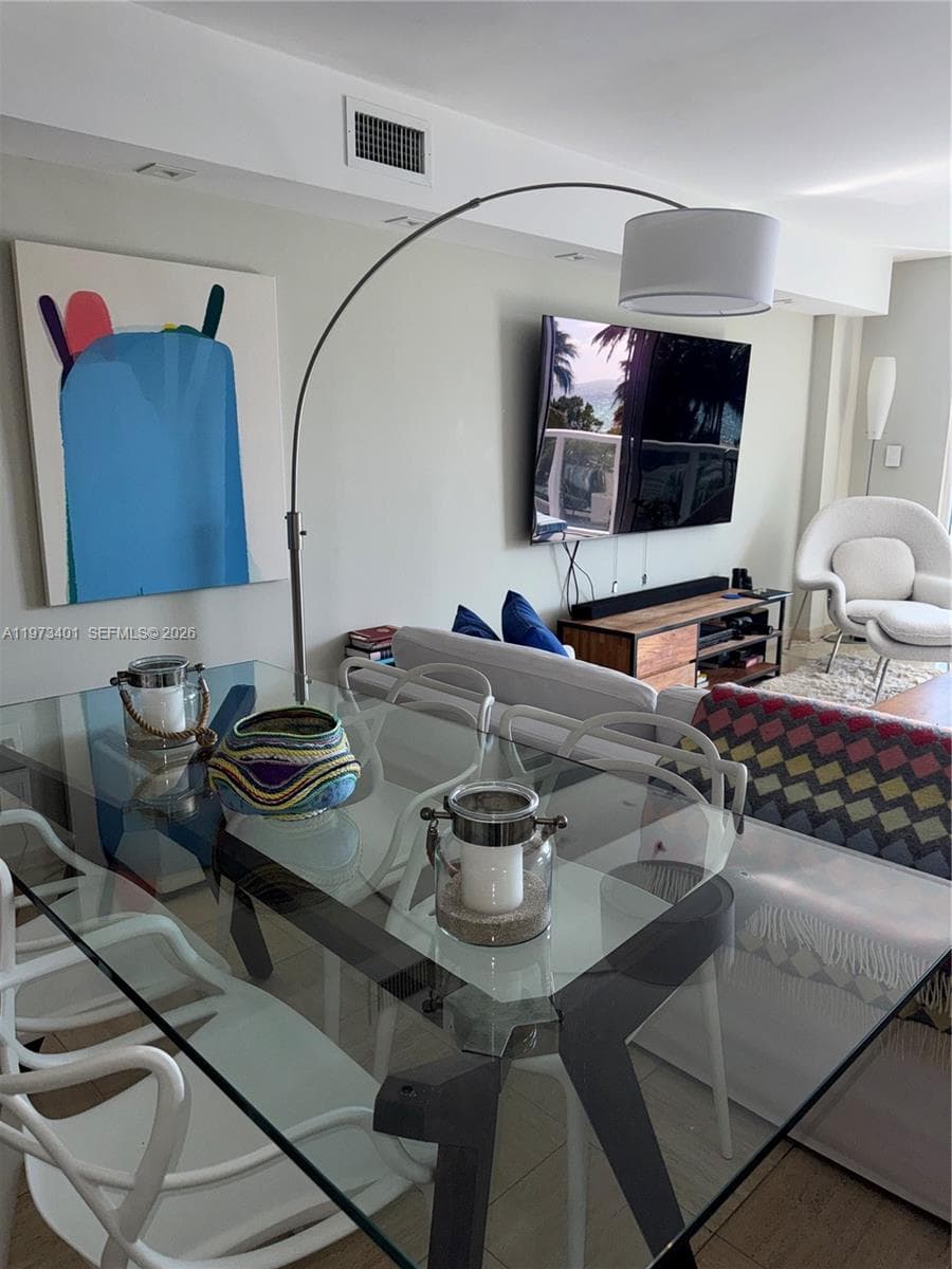 2457 Collins Ave 405 photo 7
