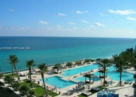 1800 Ocean Dr 3