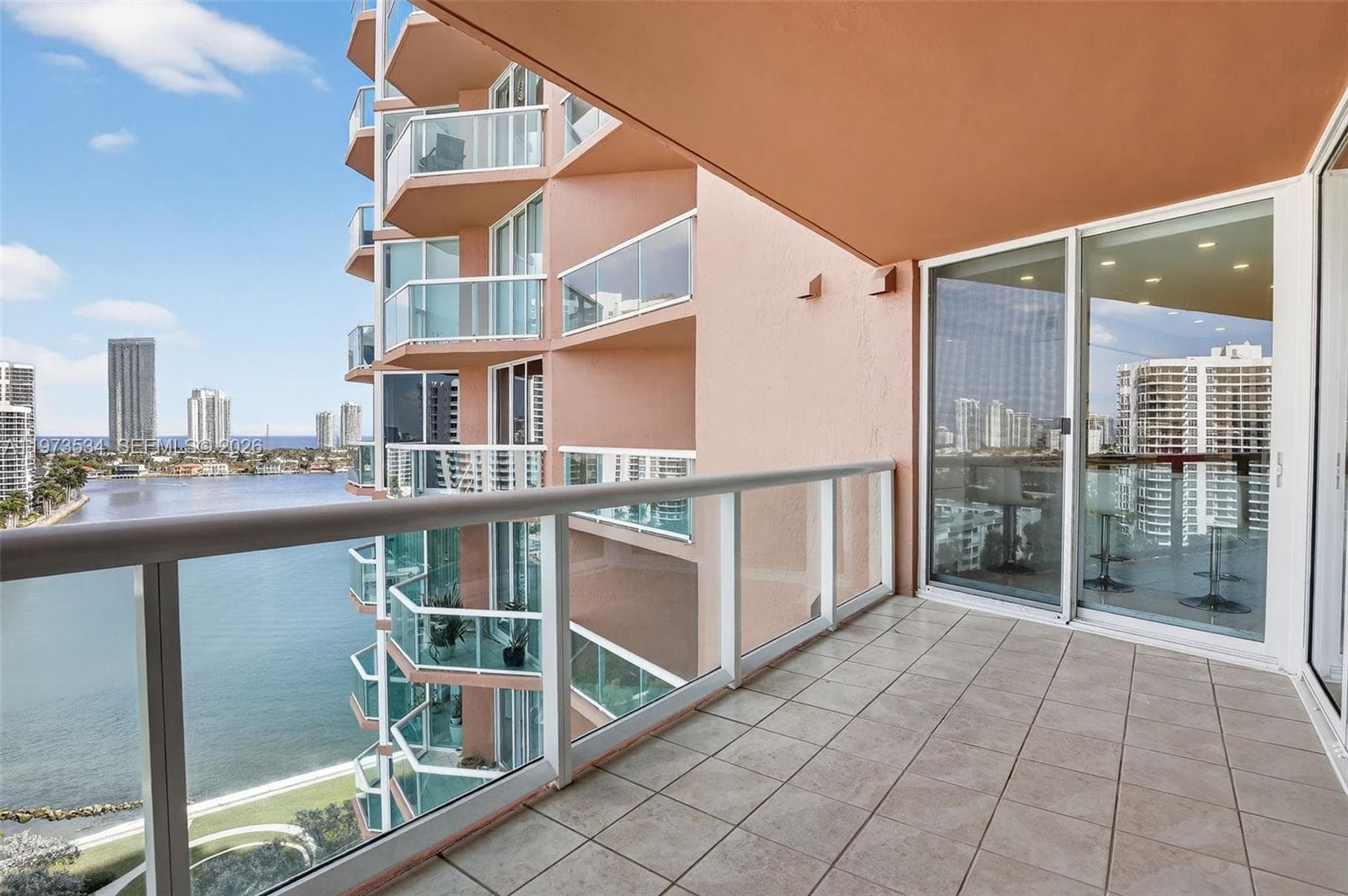 3370 Hidden Bay Dr 1501 photo 4