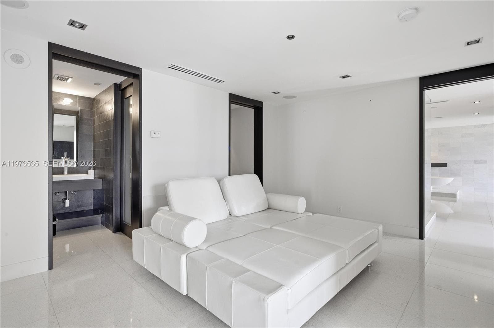 1330 Ocean Dr 3CA photo 13