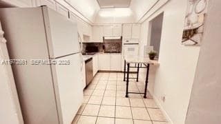 19370 Collins Ave 221 photo 8