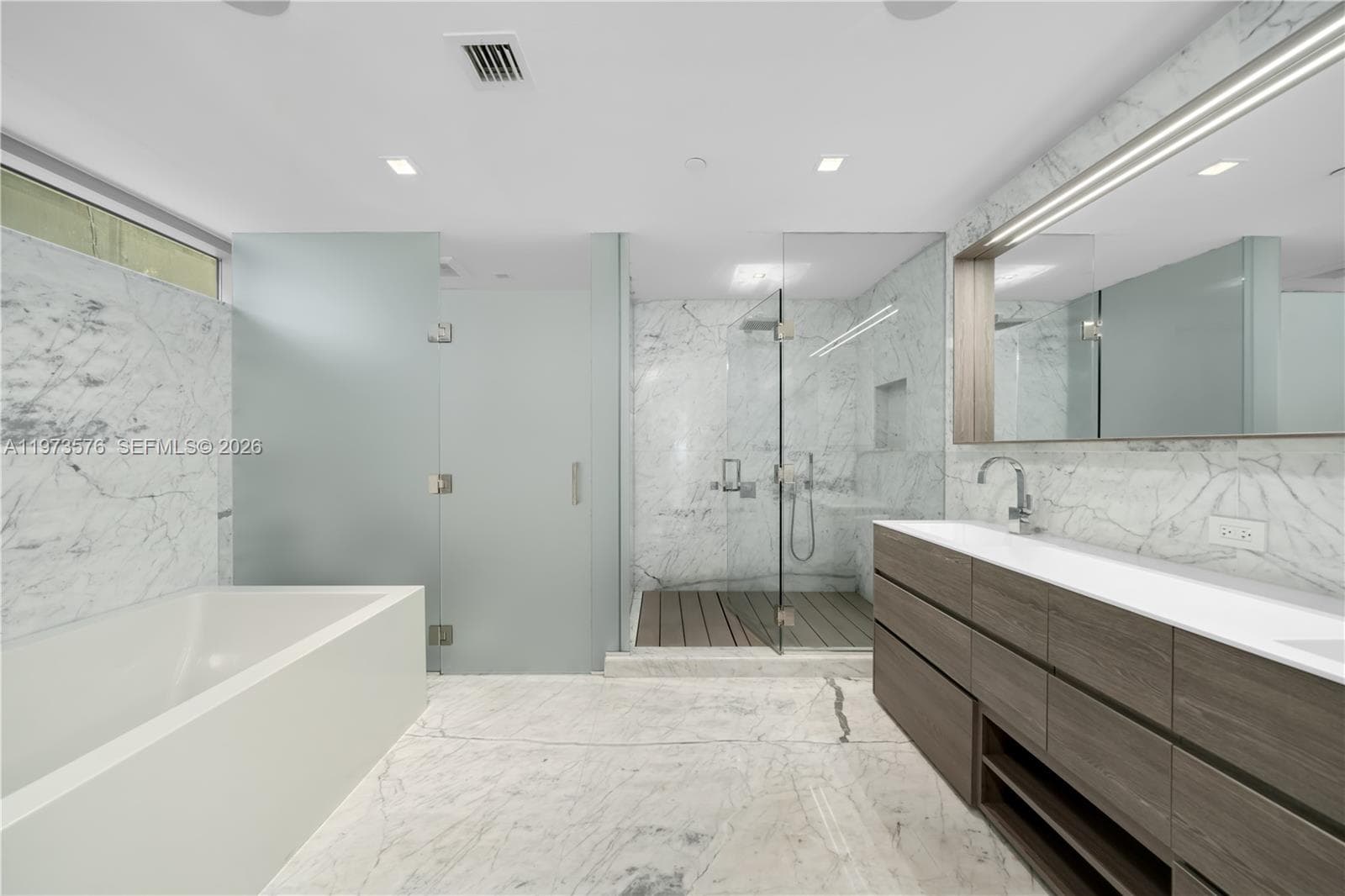 321 Ocean Dr 5