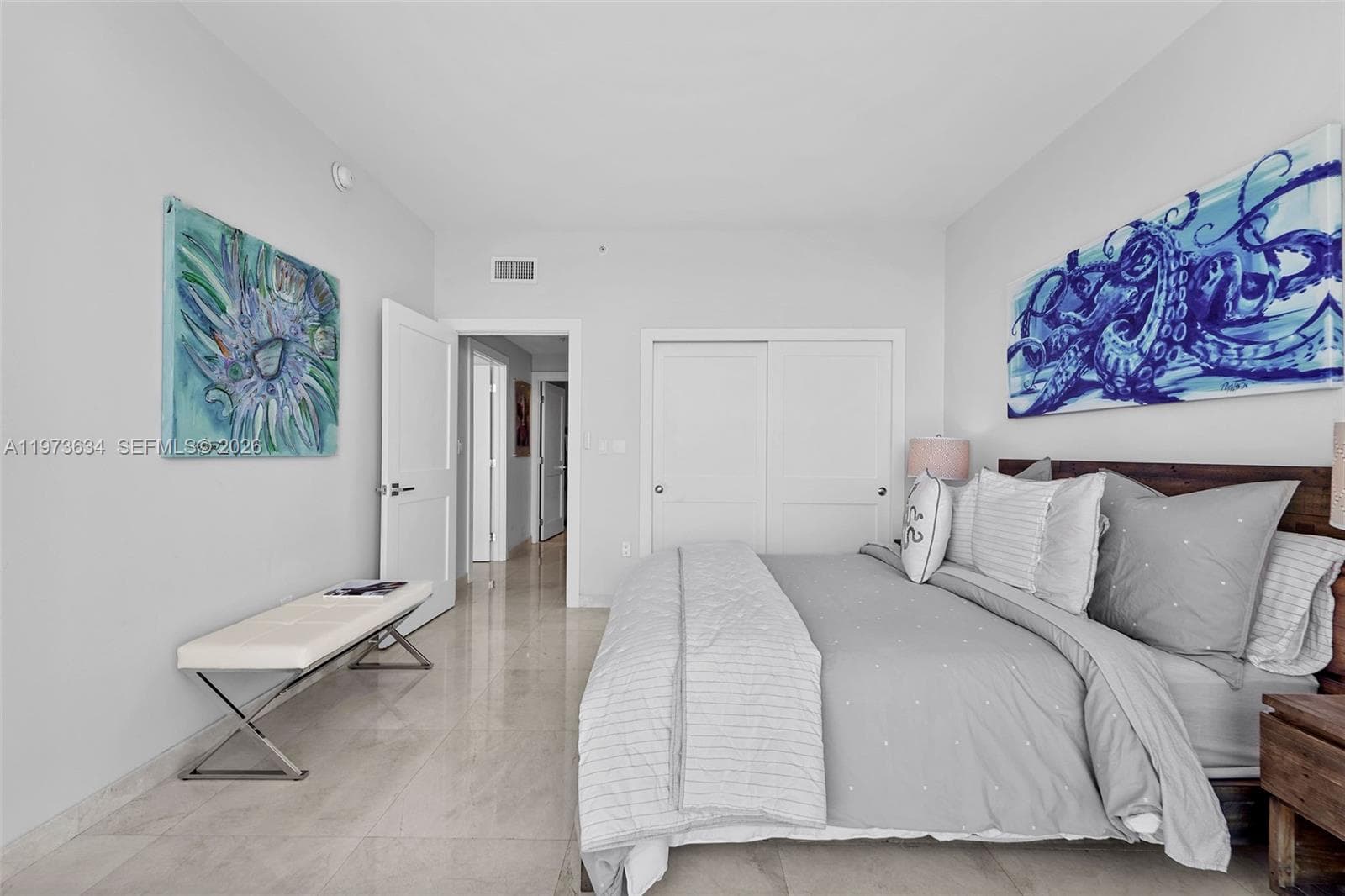 650 West Ave PH09 photo 25