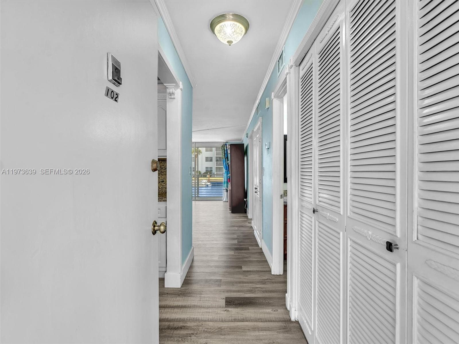 3600 NE 170th St 102 photo 2