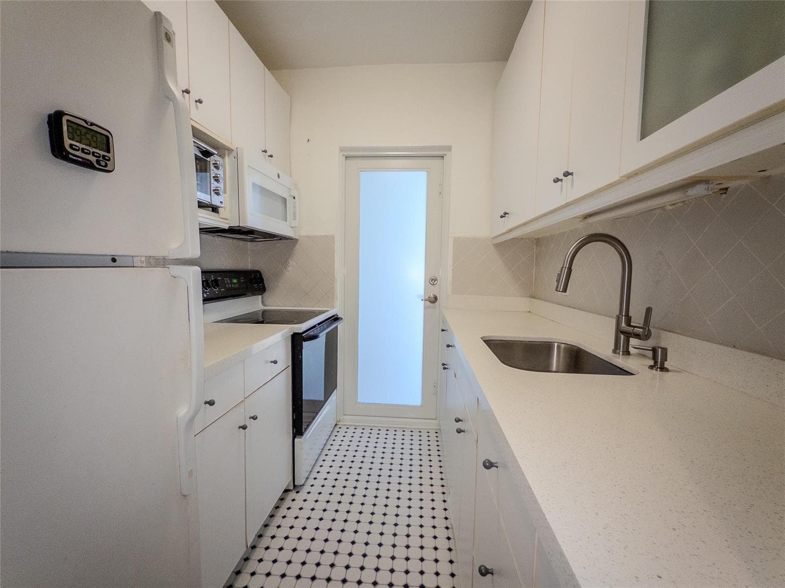 2430 NE 135th Street #302 4