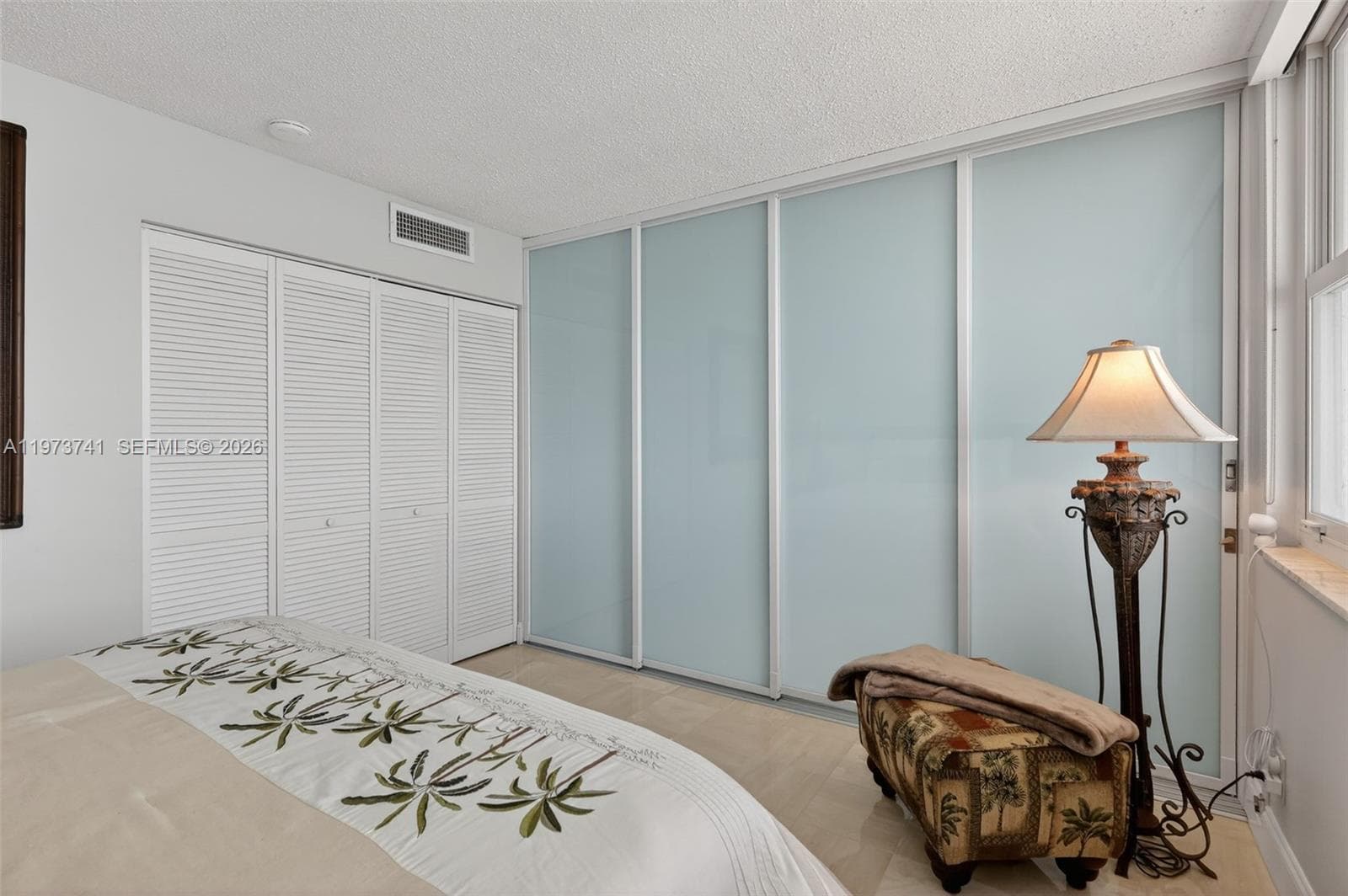 3140 Ocean Dr PH4 photo 18