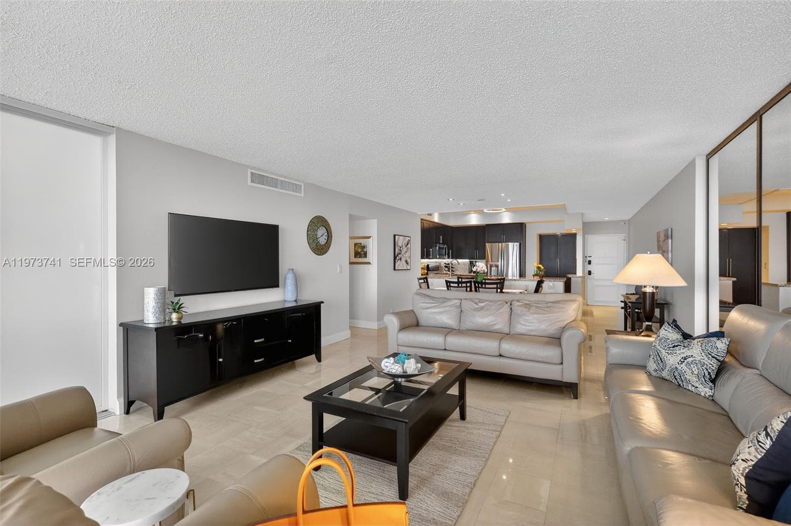 3140 Ocean Dr 4