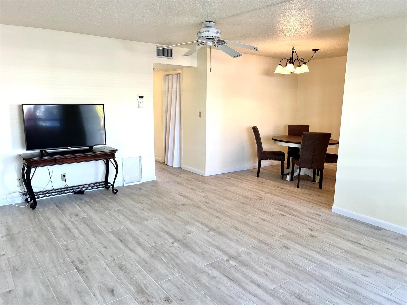100 Doolen Court #112 3