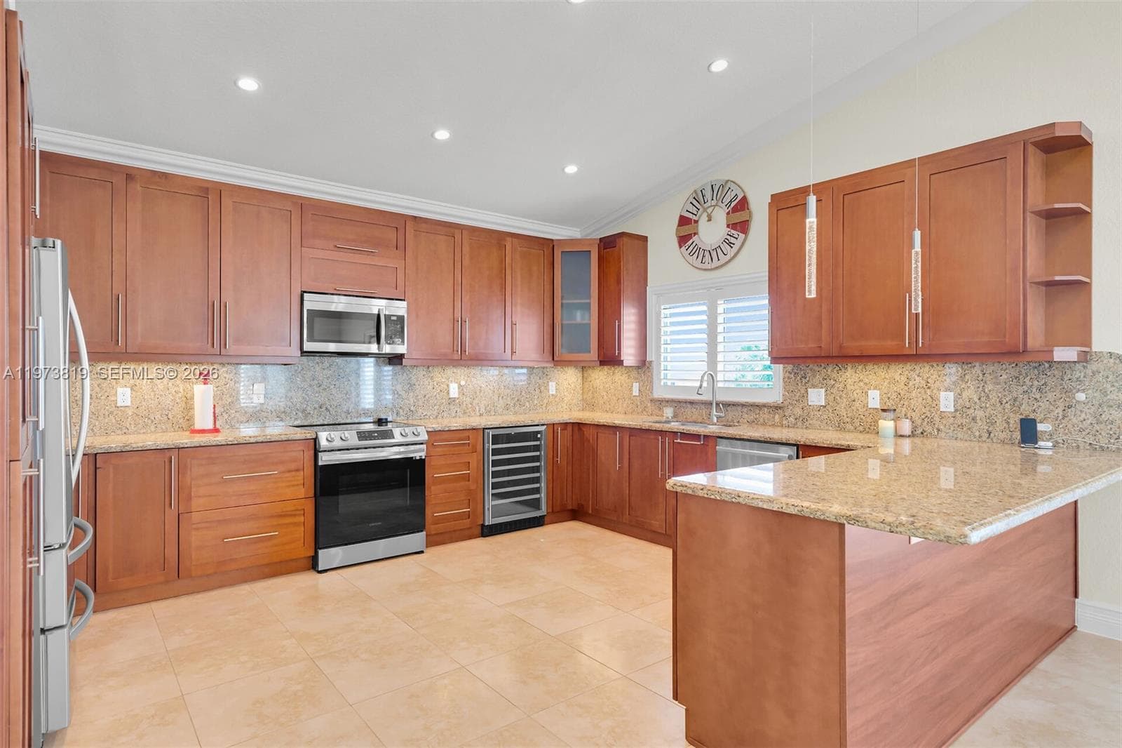 226 Normandy Dr 3