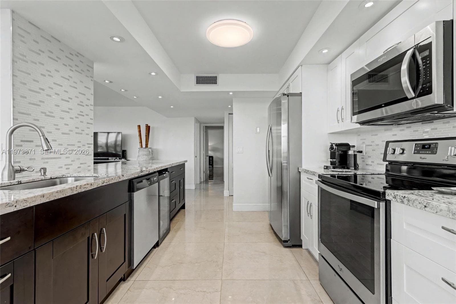 2017 Ocean Dr 1