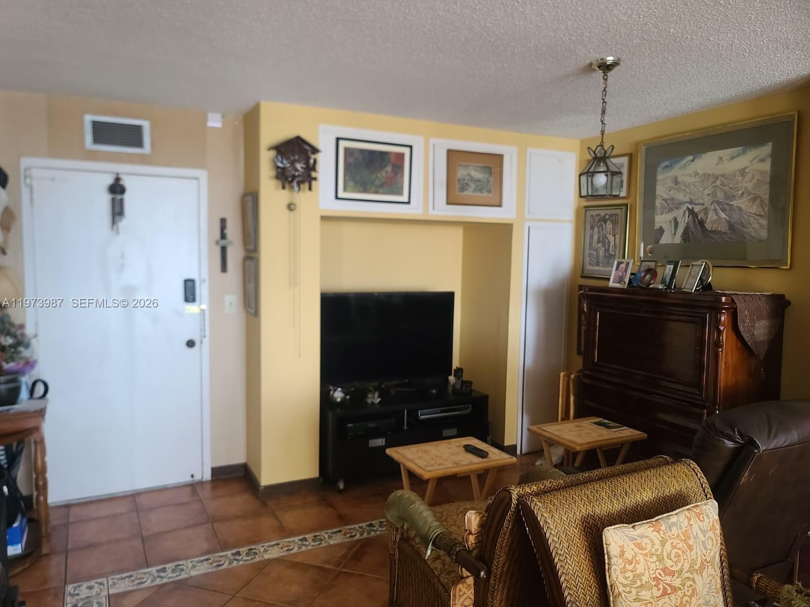 3140 Ocean Dr 1812 photo 11