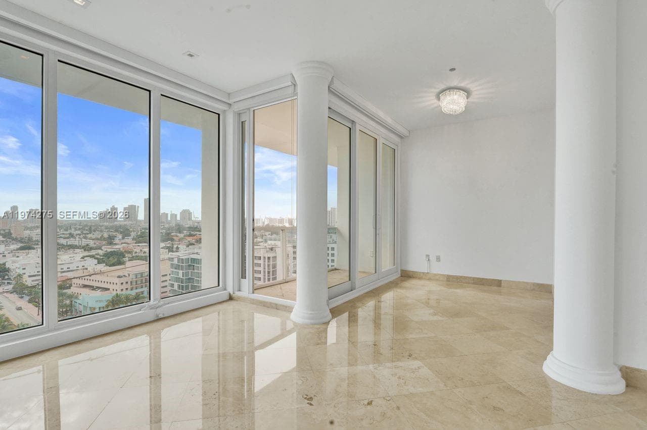 100 Lincoln Rd PH12 photo 6