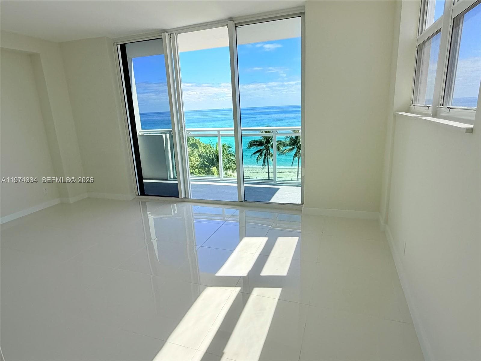 3001 Ocean Dr 511 photo 13