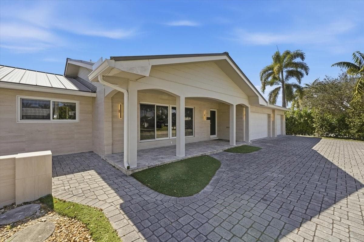 2830 NE 55th Street 5