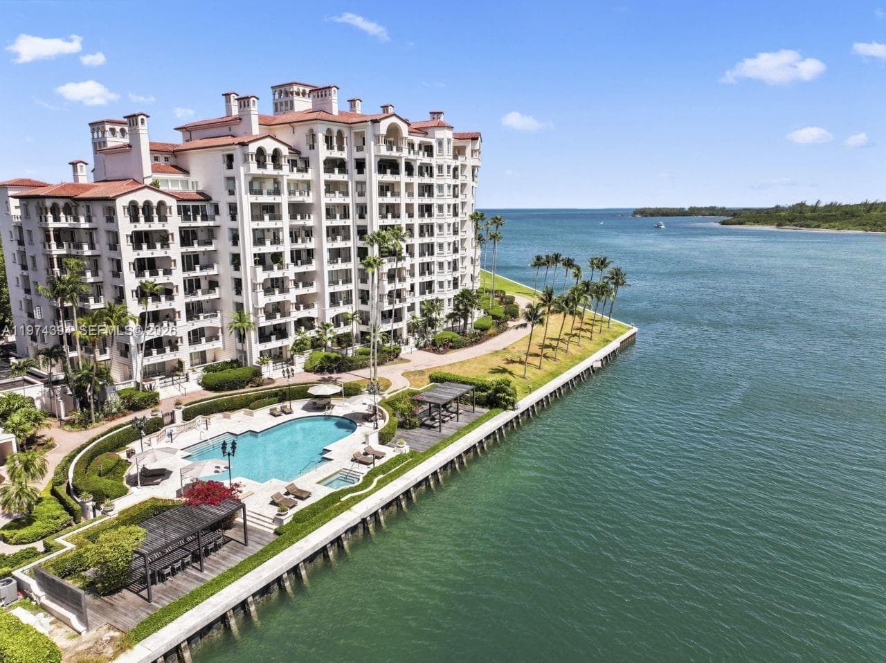5266 Fisher Island Dr 4