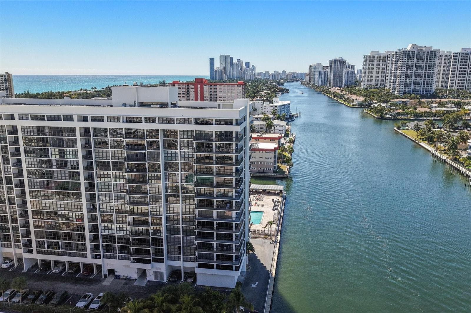 2017 S Ocean Drive Ph1 photo 1