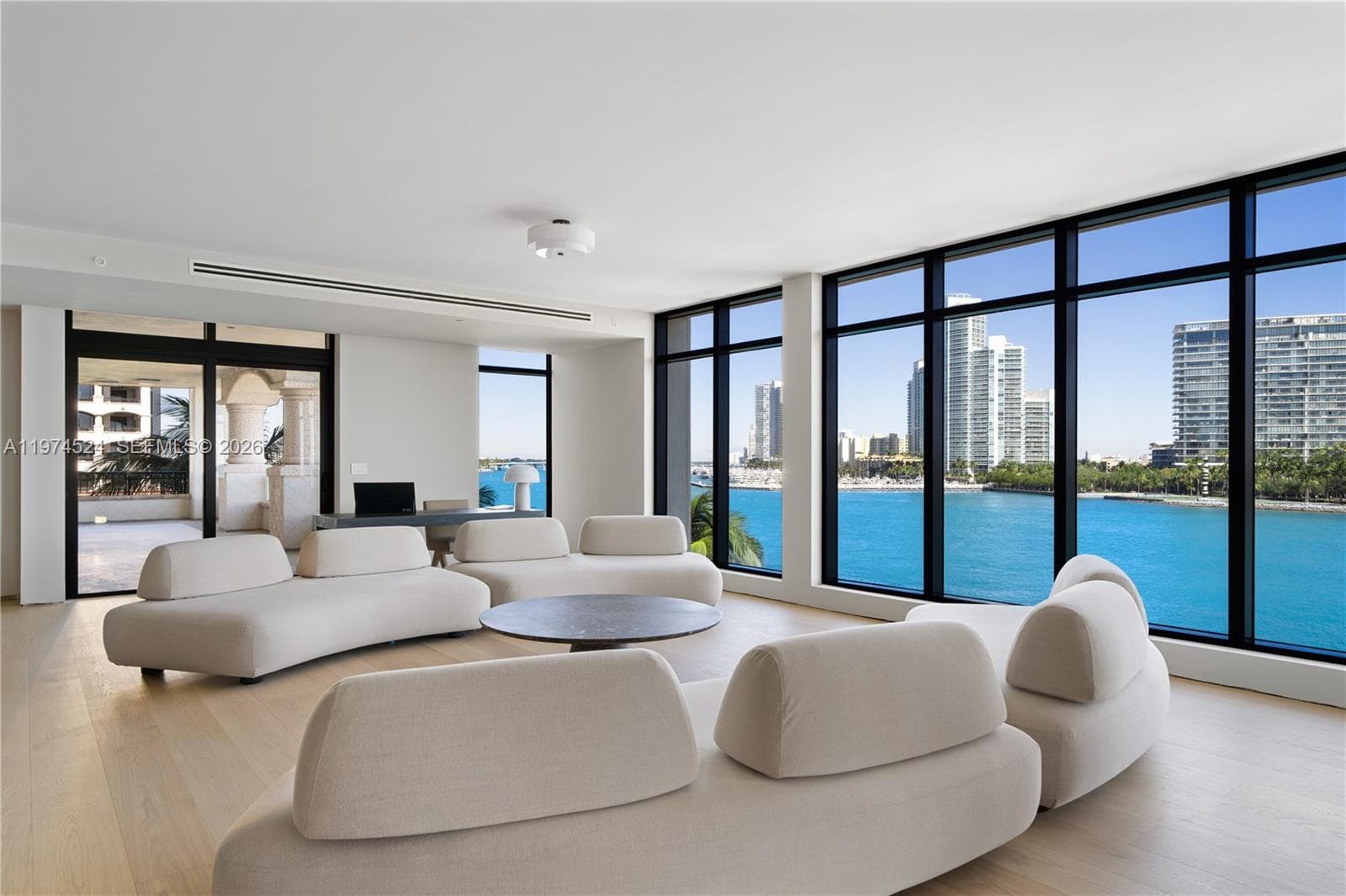 7043 Fisher Island Dr 7043 photo 18