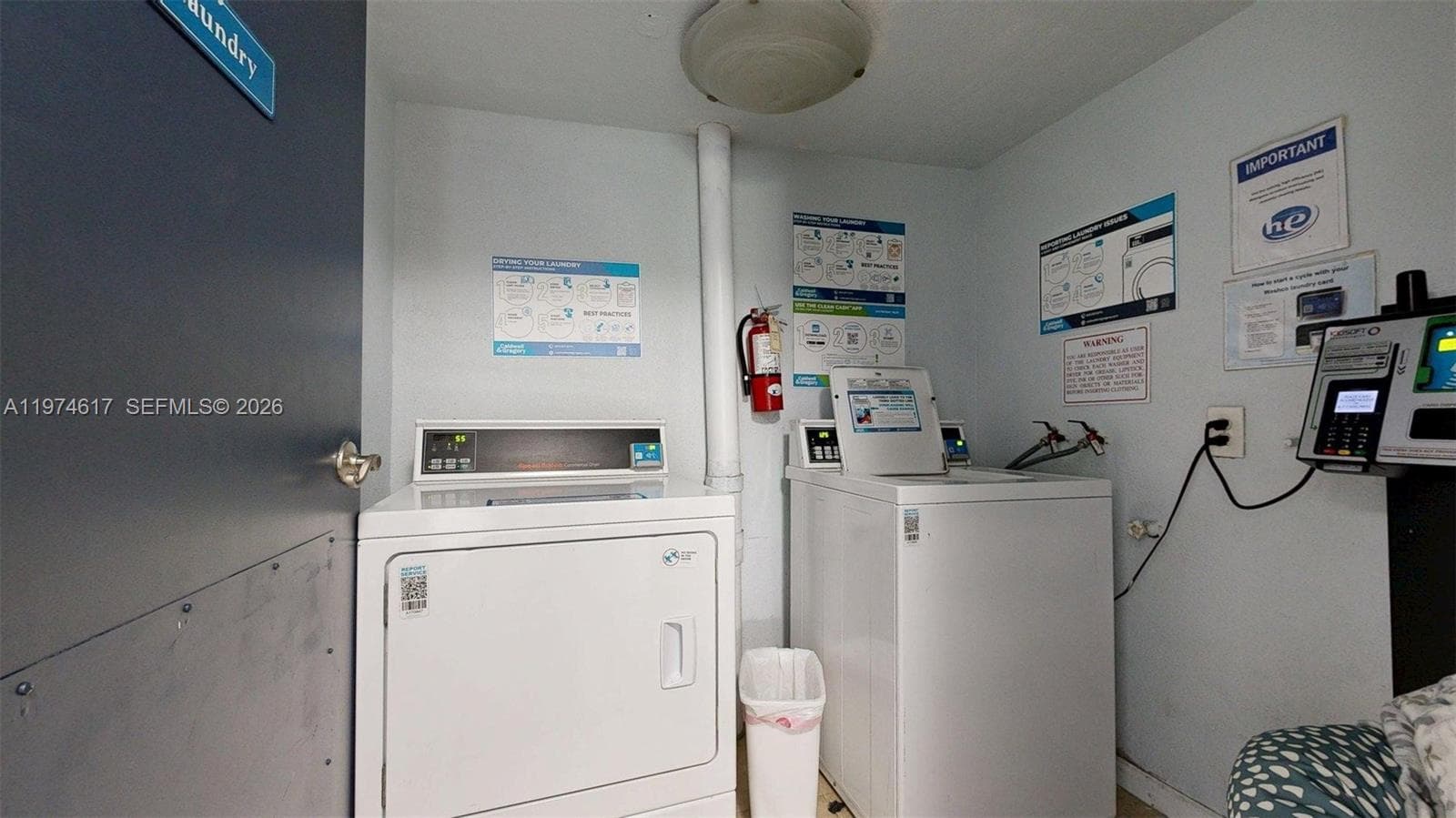 3860 NE 170th St 310 photo 22