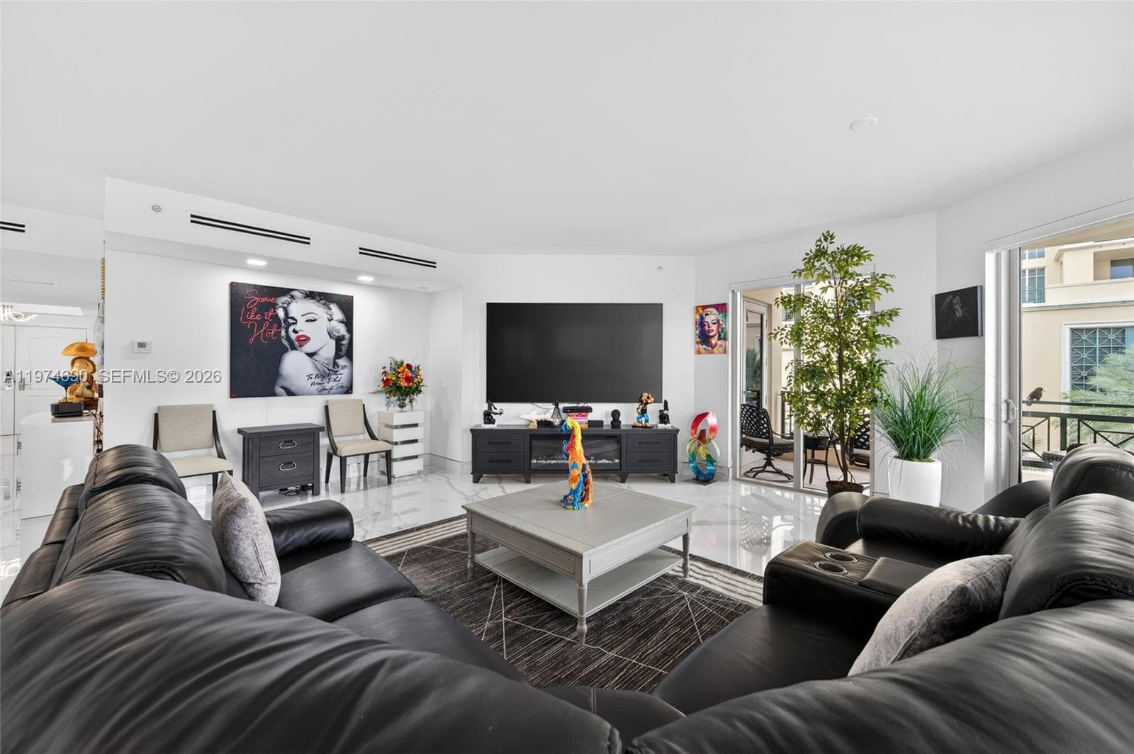 3415 Ocean Dr 3