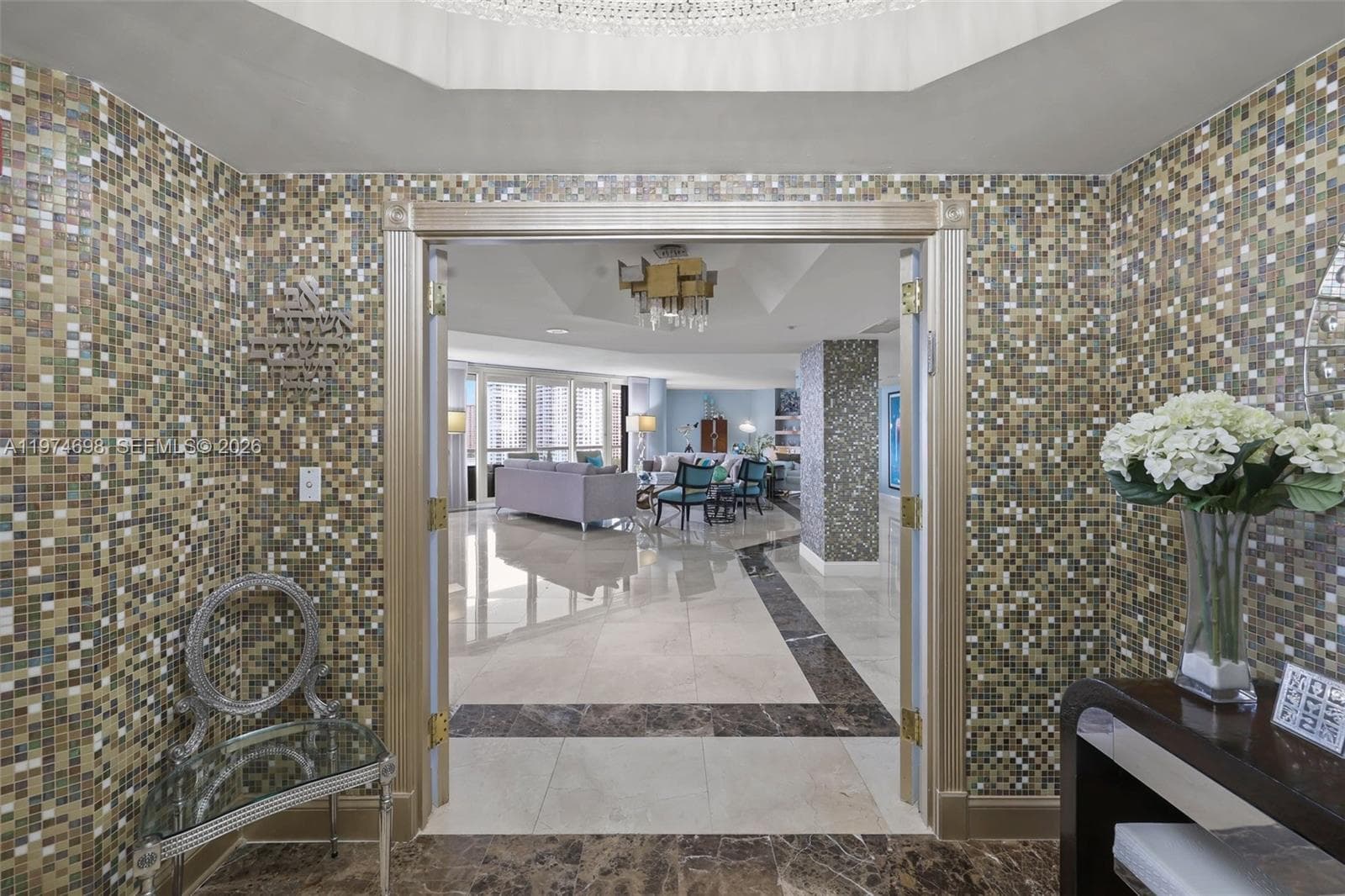 2600 Island Blvd 2