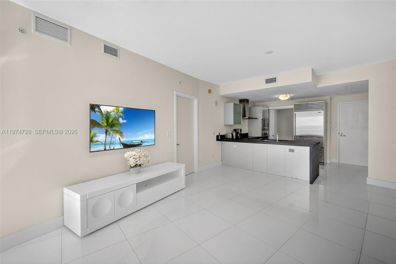 18201 Collins Ave 2008 photo 18