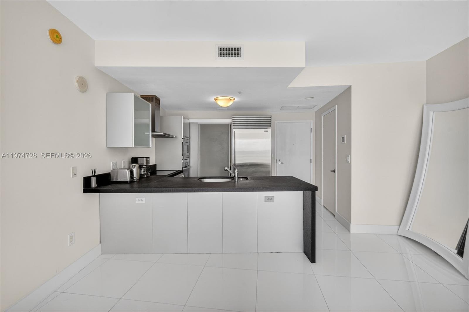 18201 Collins Ave 2008 photo 19