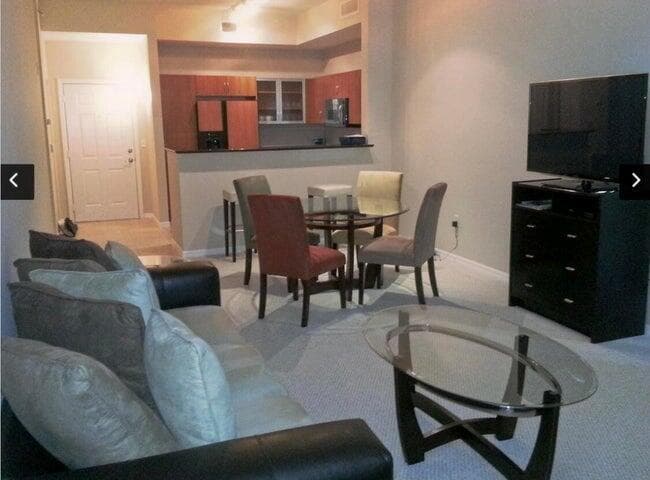 804 E Windward Way 119 photo 2