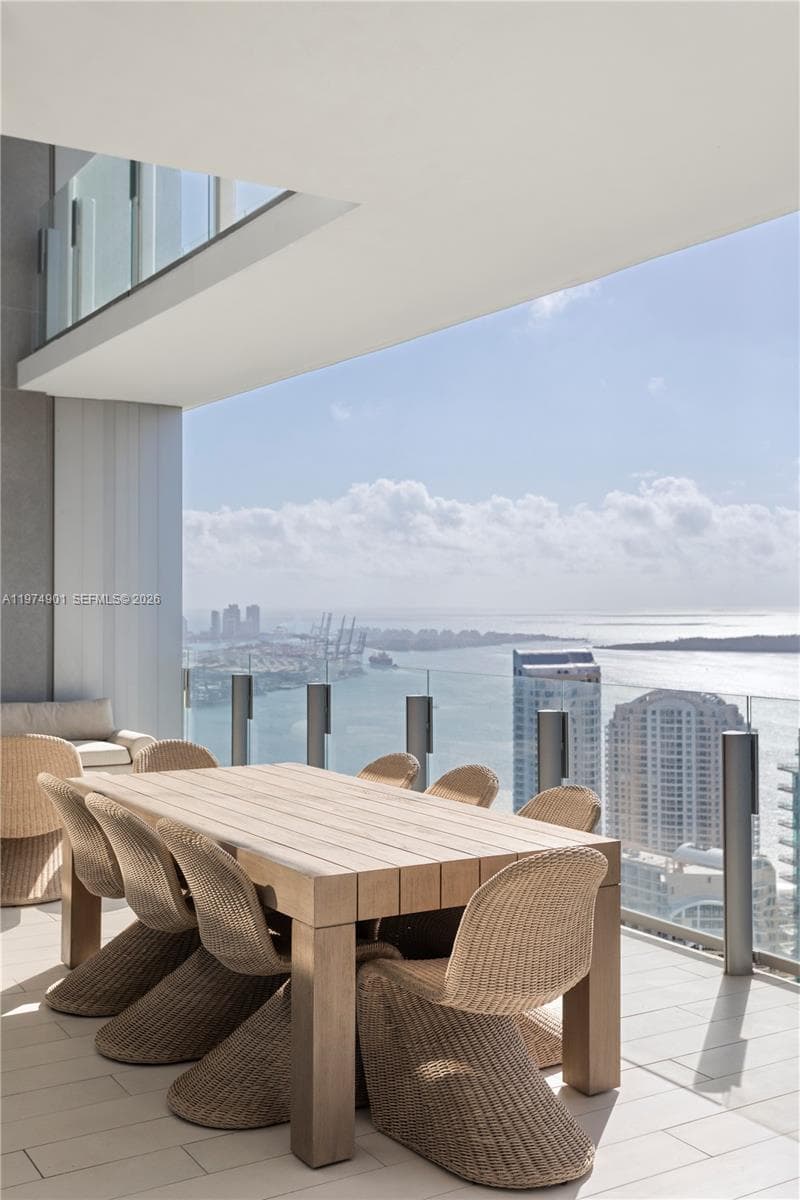 300 Biscayne Boulevard Way 5002 E photo 6