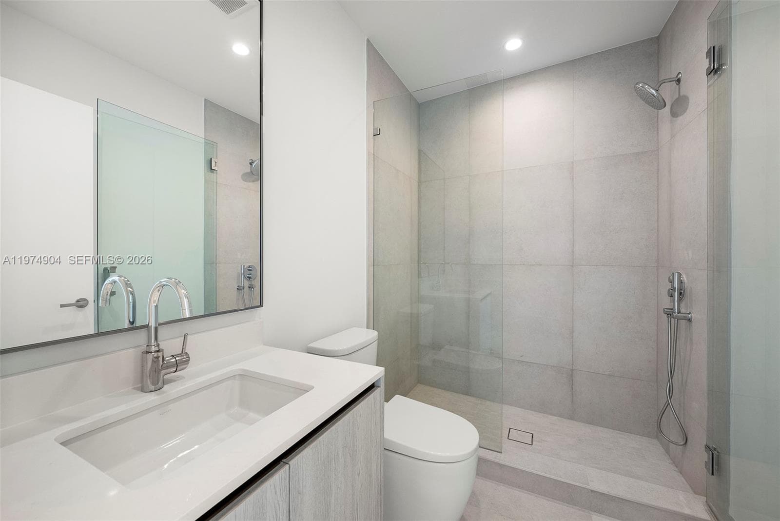 9201 Bay Harbor Drive 805 photo 14