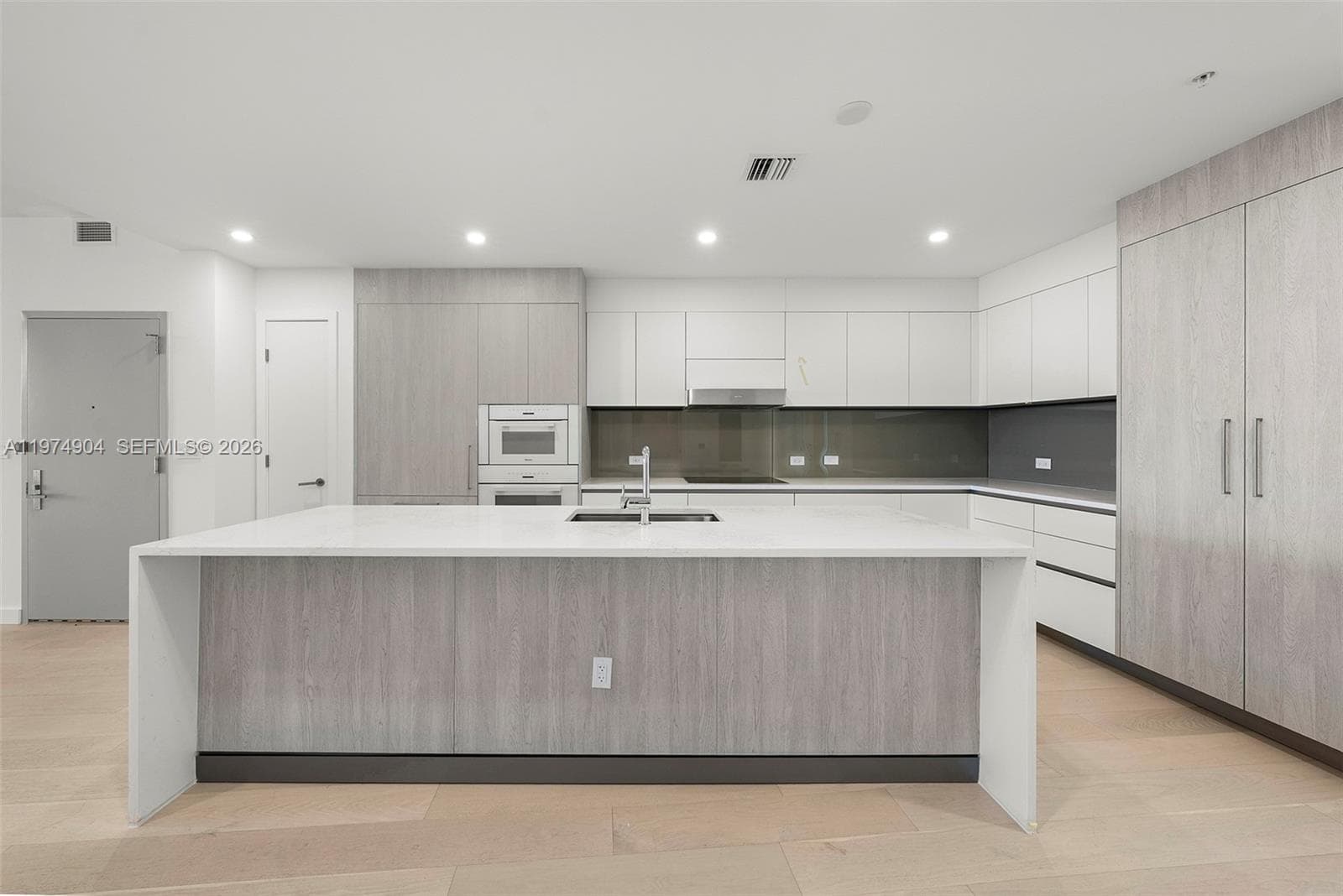 9201 Bay Harbor Drive 805 photo 19