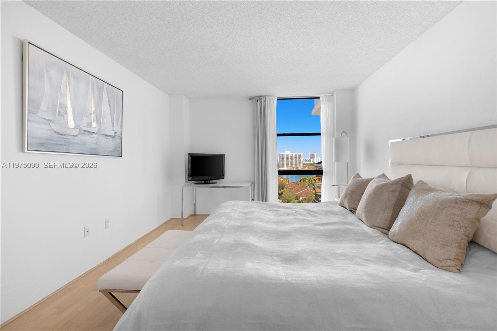 3625 N Country Club Dr 1401 photo 24