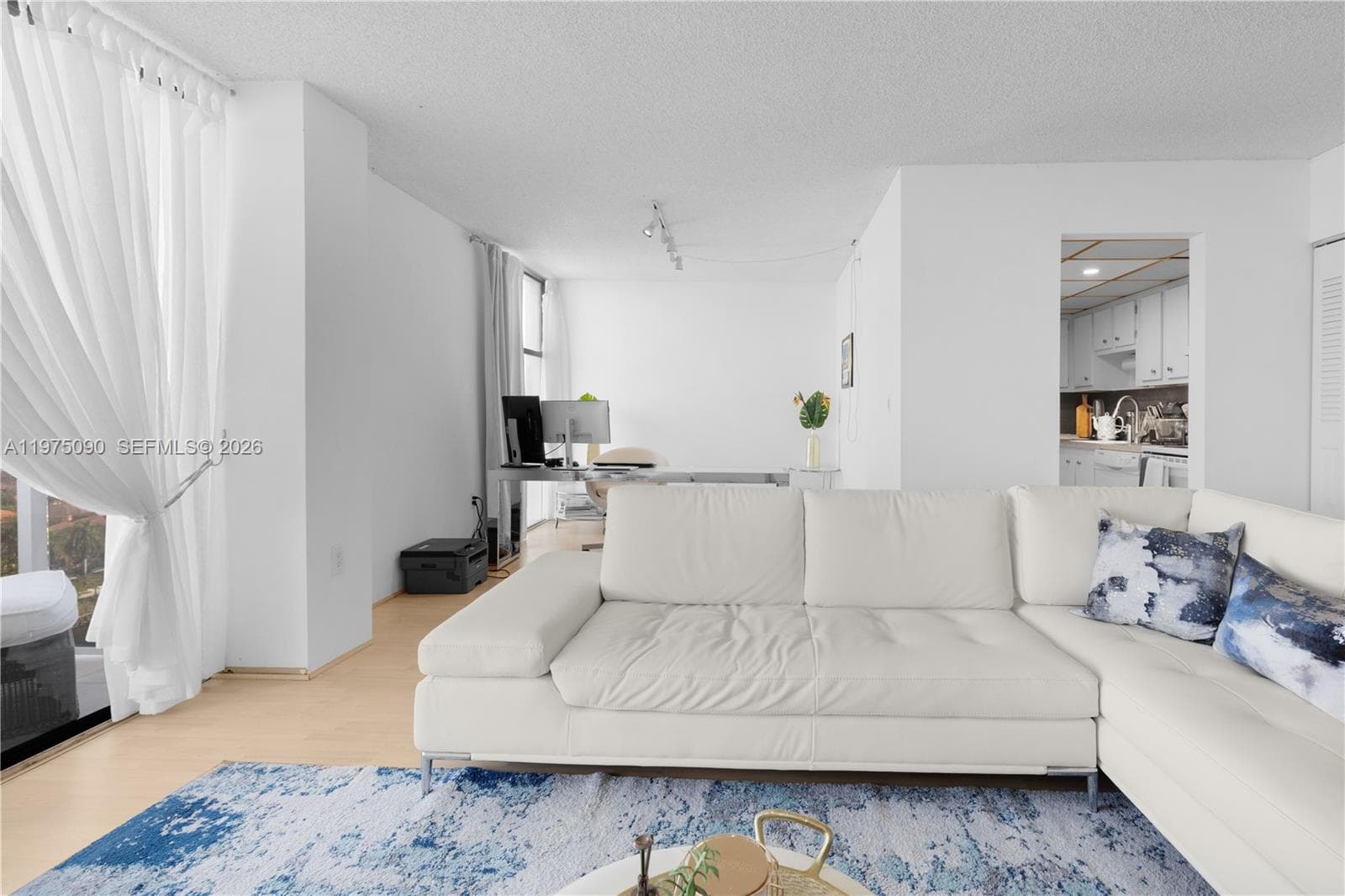 3625 N Country Club Dr 1401 photo 15