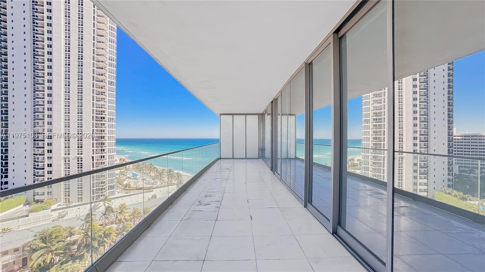 18975 Collins Ave 801 photo 11