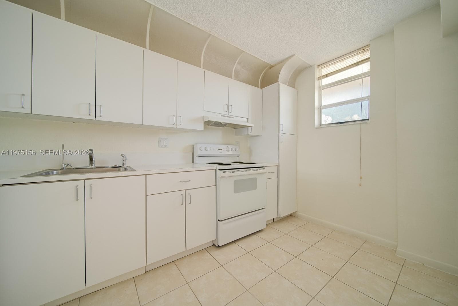 2903 Miami Beach Blvd 1006 photo 11
