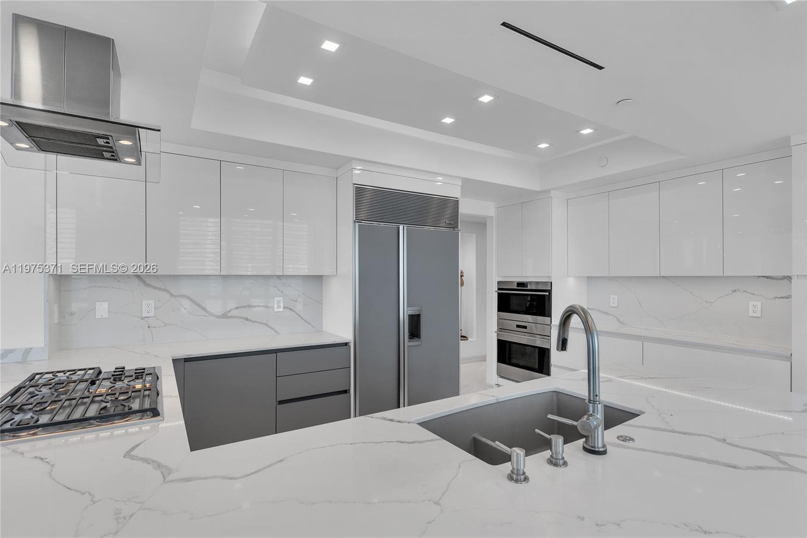 3535 S Ocean Dr 1602 photo 11