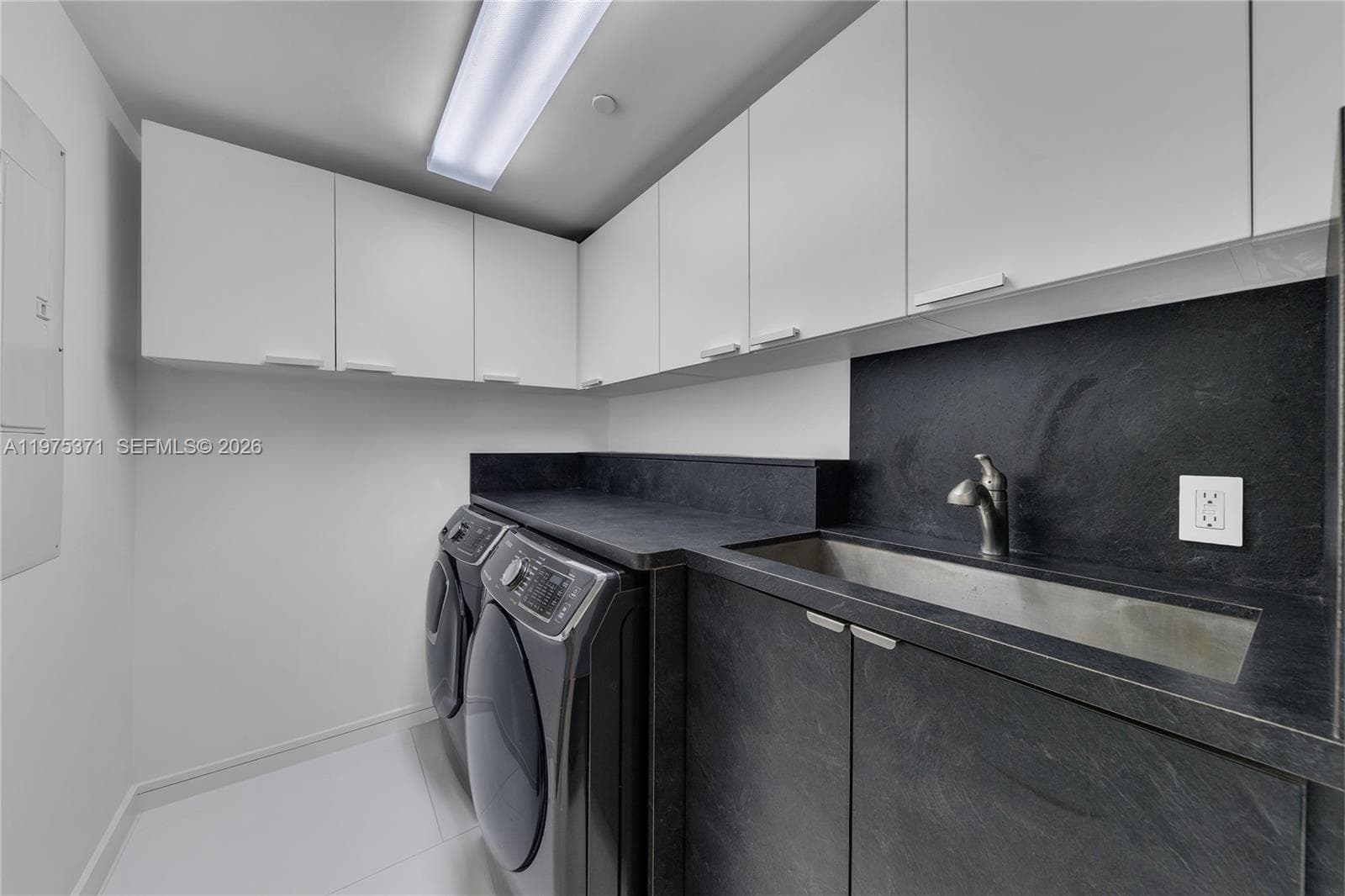 3535 S Ocean Dr 1602 photo 25